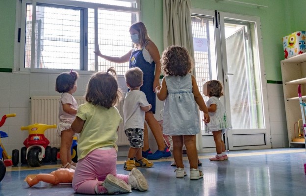 Un caso de covid-19 en una guardería de Cartagena pone en cuarentena a 18 niños y dos profesores