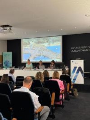 El Valencia regresa al trabajo con la ausencia de Gayà