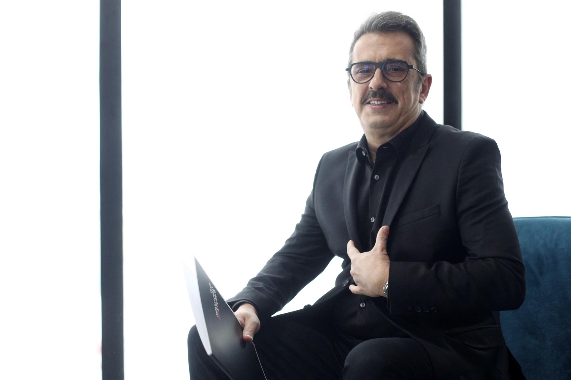 El presentador de televisión y productor, Andreu Buenafuente, posa para Europa Press tras anunciar la compra de Mediapro de su productora 'El Terrat', en Madrid (España), a 19 de diciembre de 2019. Foto: Eduardo Parra - Europa Press - 