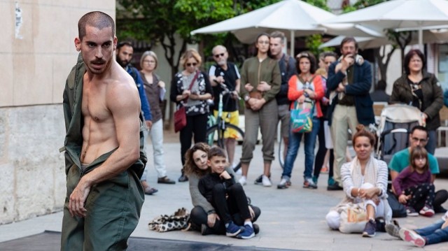 Circuito Bucles llena València de danza con una reflexión sobre el delirio