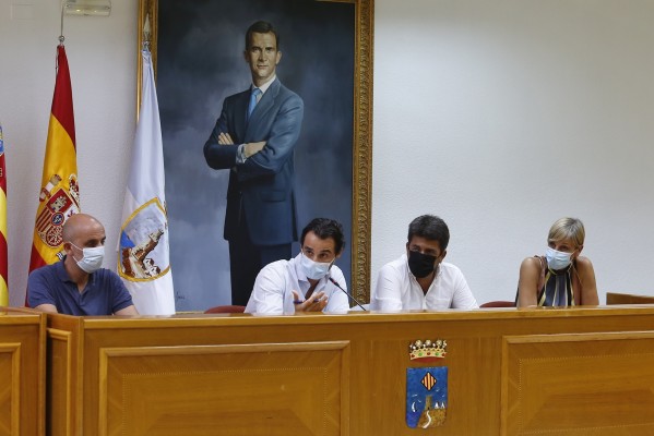 Torrevieja programa para este miércoles los test serológicos a los 1.500 docentes de la ciudad