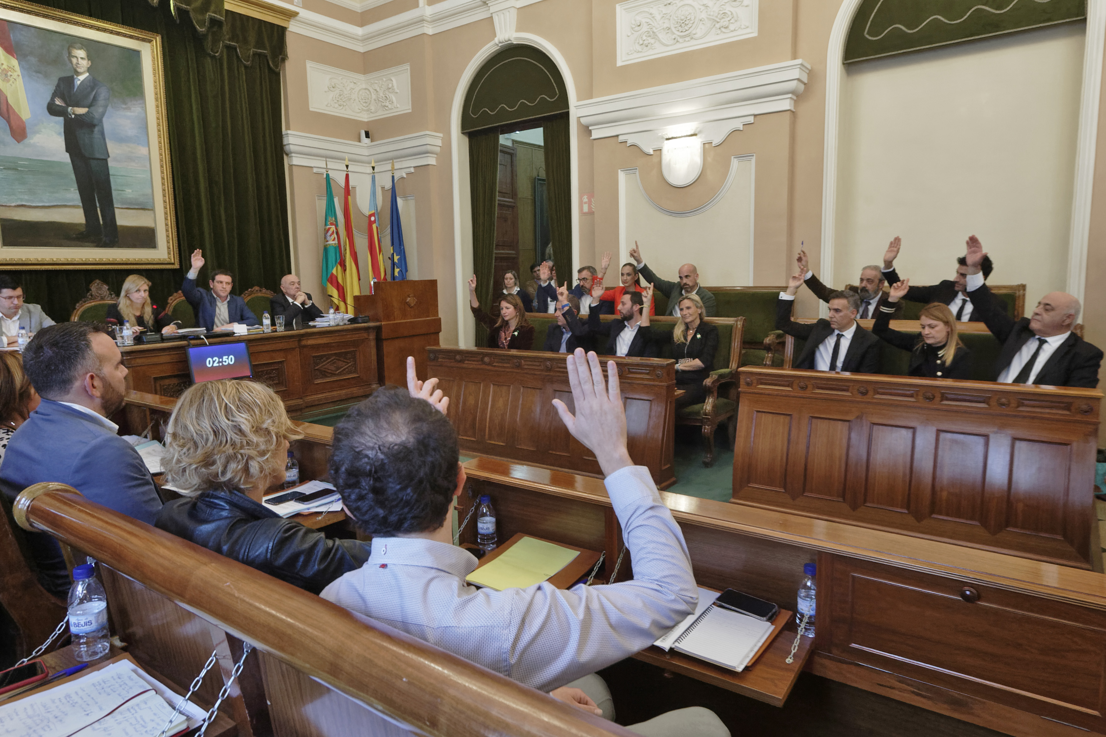 Riesgos Laborales avala la vuelta de los plenos presenciales en el Ayuntamiento de Castelló