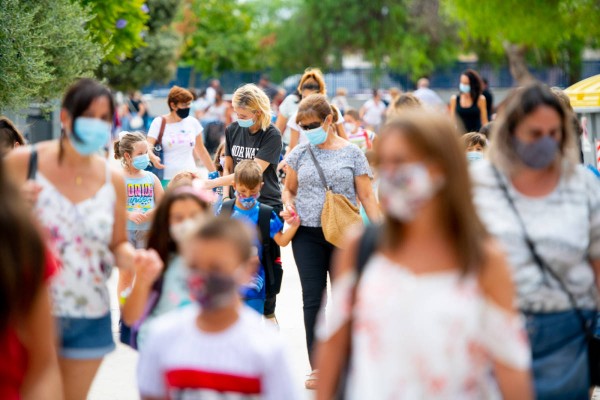 Tres aulas del colegio Ramiro Jover de València, sin clase por aislamiento de docentes