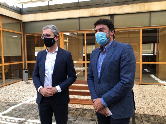 Consell y Alicante pactan ampliar la Vía Parque y dar uso público a la estación de La Marina