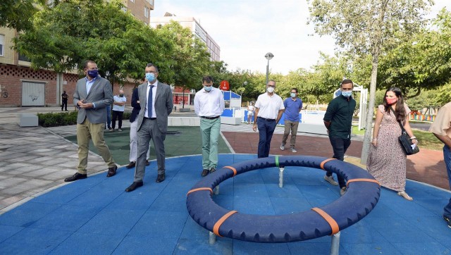 El parque José Antonio Camacho se renueva con una zona verde de 6.000 metros cuadrados
