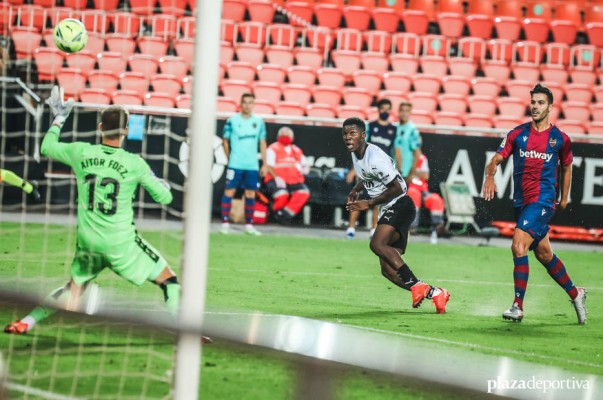 Yunus, la perla que el Valencia le 'birlo' al Arsenal ya ilusiona
