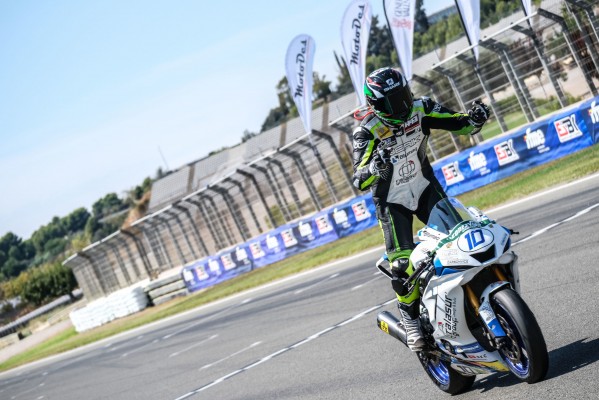 

 
Román Ramos, David Sanchis y la Cuna de Campeones triunfan en el ESBK del Circuit