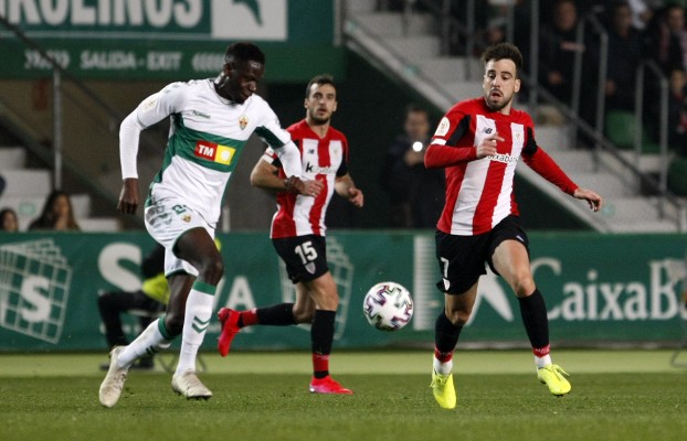 Beñat, entre el Elche y el fútbol extranjero