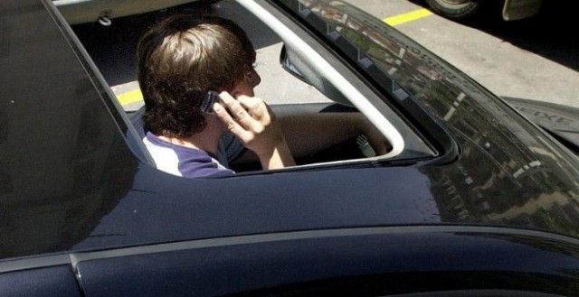 Vila-real realiza una campaña de Control Especial de Distracciones al Volante 