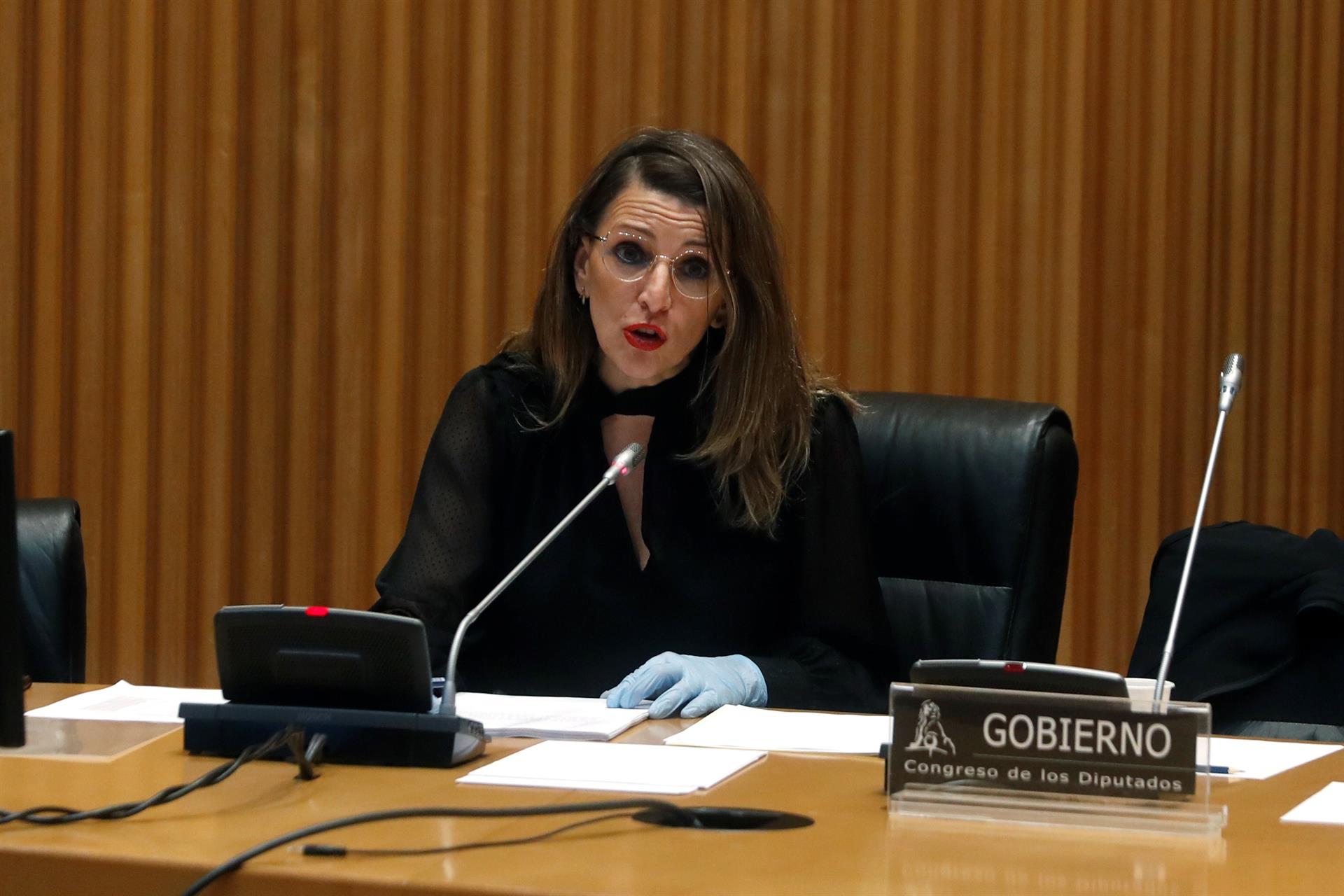 Trabajo quiere mantener el veto al despido objetivo por covid-19 hasta 2021
