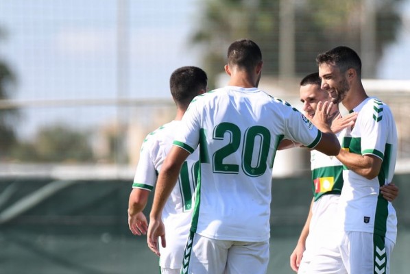 El Elche de Almirón debuta con victoria en la pretemporada sobre el UCAM
