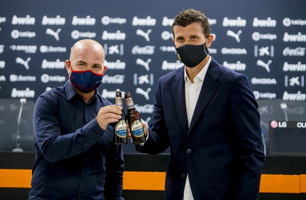 El Valencia CF y Amstel renuevan su compromiso para la temporada 2020-2021