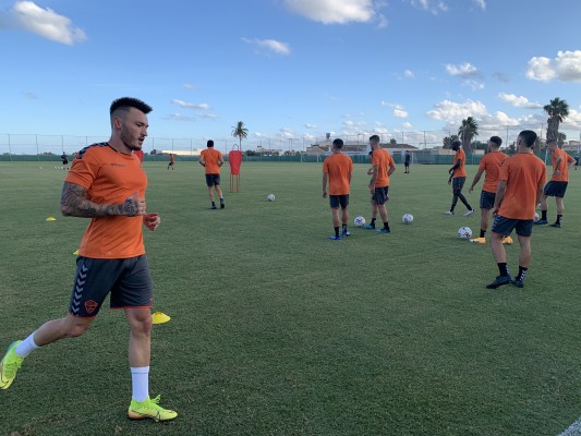 Cádiz, Huesca y Elche, el sueño de recuperar el tiempo perdido