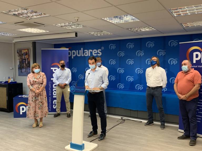 El TSJCV suspende la prohibición de hacer PCR a personal docente en Torrevieja