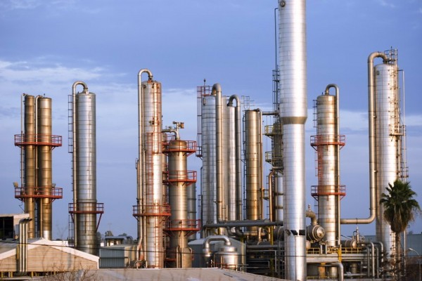 La producción industrial cae un 2,5% en julio en la Comunitat en tasa interanual 