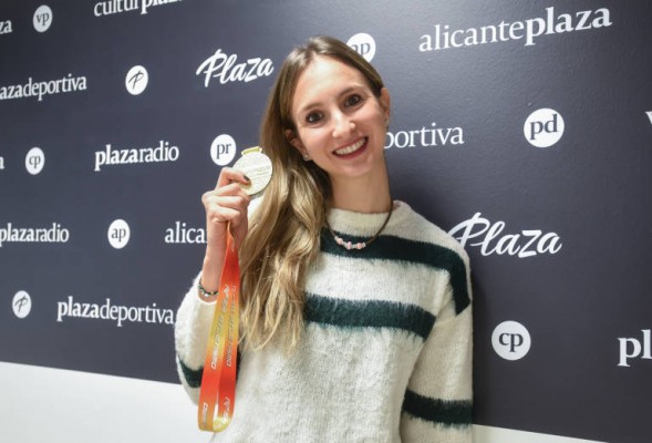 Cristina Ferrando: 