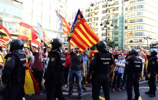 La Delegación del Gobierno tramita tres solicitudes de manifestación para el 9 d'Octubre