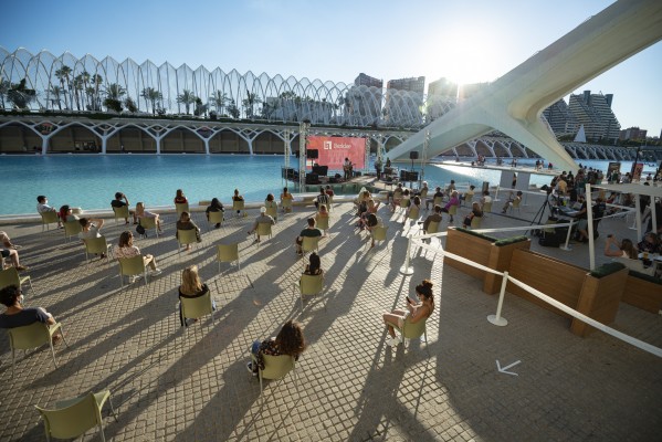 Vuelve la música a los 'lagos' de la Ciutat de les Arts i les Ciències