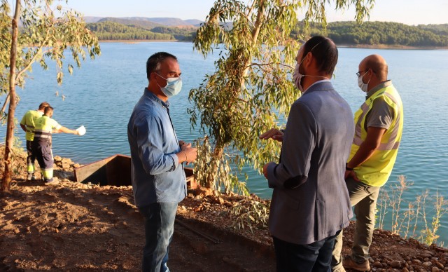 Onda inicia las obras del pantalán en el embalse del Sitjar para hacer deportes acuáticos
