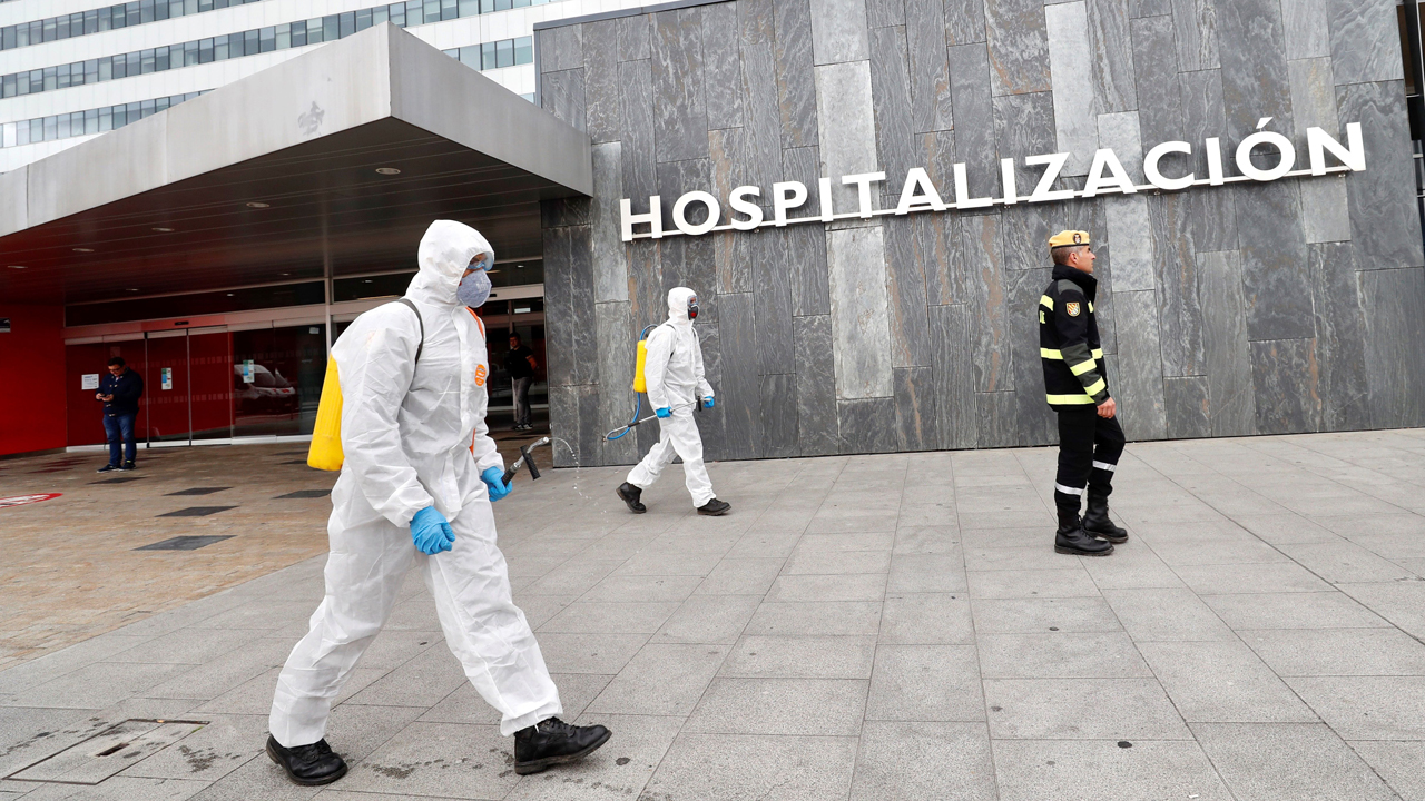 Sanidad notifica 8.866 nuevos casos de covid-19 en España, 4.410 en las últimas 24 horas
