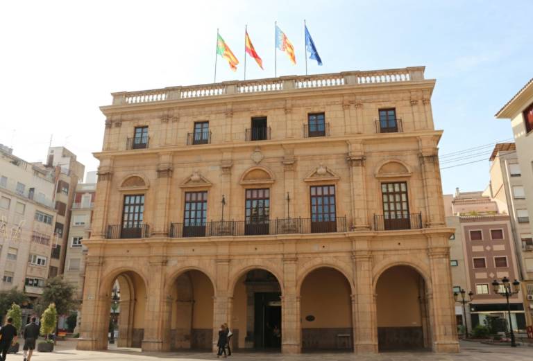 El Ayuntamiento lleva invertidos 2,5 millones este año en prestaciones de emergencia social