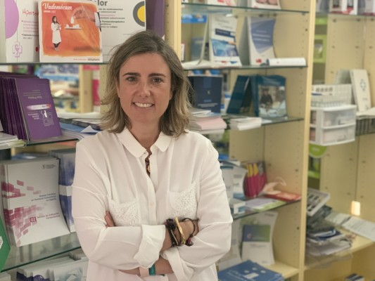 La profesora Elsa López, de la UMH, representante de una iniciativa mundial para el uso racional de antibióticos