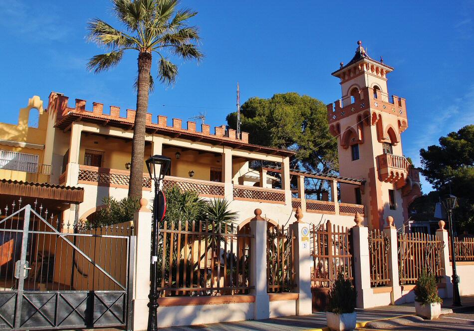 La UJI ultima su jornada 'Educació, Cultura i Interculturalitat' en el Voramar de Benicàssim