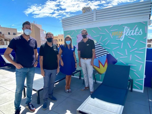 Los apartamentos turísticos de Alicante superan el verano al 80% tras sacrificar precios 