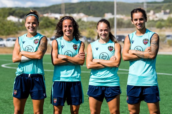 Alharilla, Zornoza, Banini y Andonova, capitanas del Levante Femenino