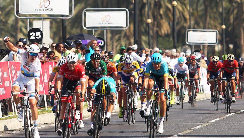 Final de etapa en una pasada edición de Tour de Francia. - 