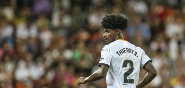Besiktas se interesa en la cesión de Thierry Correia