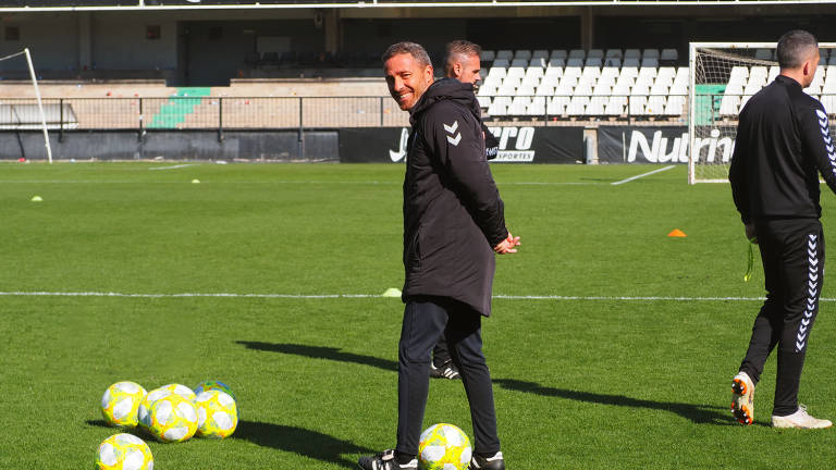 Óscar Cano, técnico del CD Castellón. - 
