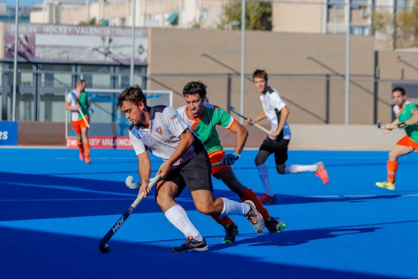 El hockey valenciano vuelve a la competición