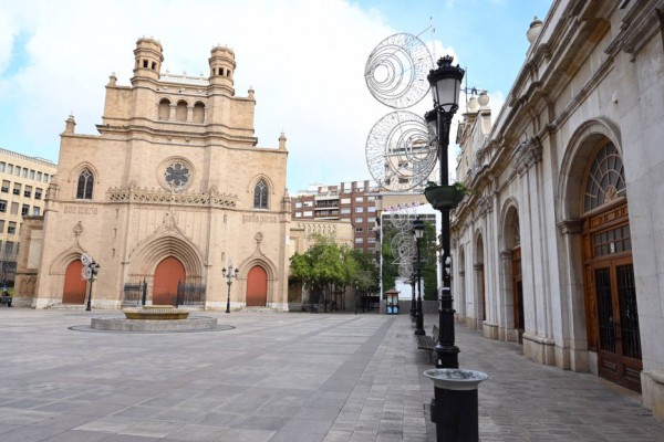 Castelló celebra su 769º aniversario con el toque de campanas de El Fadrí y jornadas teatralizadas