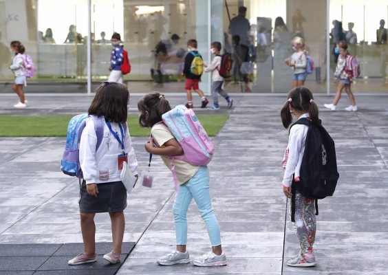 Los niños pueden dar positivo de covid-19 y tener anticuerpos de forma simultánea