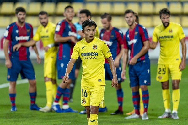 El Villarreal pierde ante el Levante (1-2) en el derbi de pretemporada