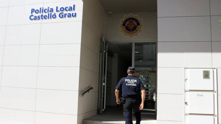 Dos detenidos en Castelló al negarse a usar la mascarilla y agredir a un policía local