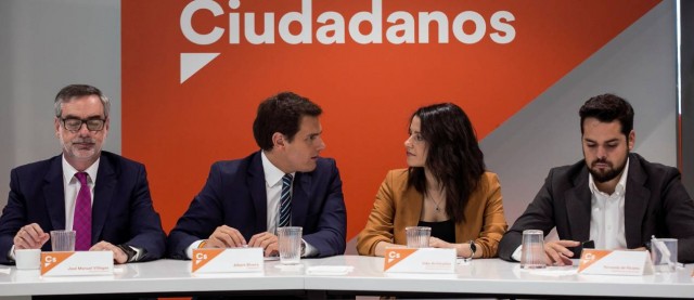 ¿A qué juega Ciudadanos?
