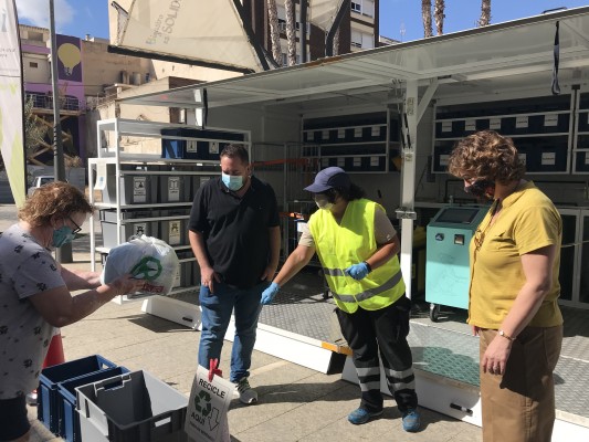 El consorcio Vega Baja Sostenible reinicia el servicio de ecoparque itinerante por la comarca