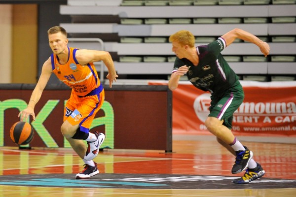 El Valencia Basket cierra el torneo ante el UCAM Murcia