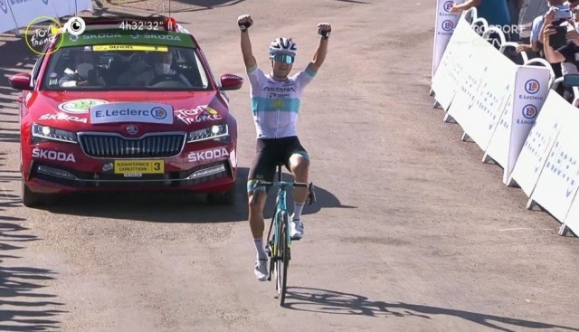 Lutsenko se impone en el Mont Aigoual por delante de Herrada