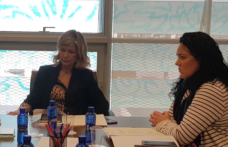 La consellera de Justicia, Gabriela Bravo, junto a Verónica López cuando era directora general de Justicia. Foto: GVA - 