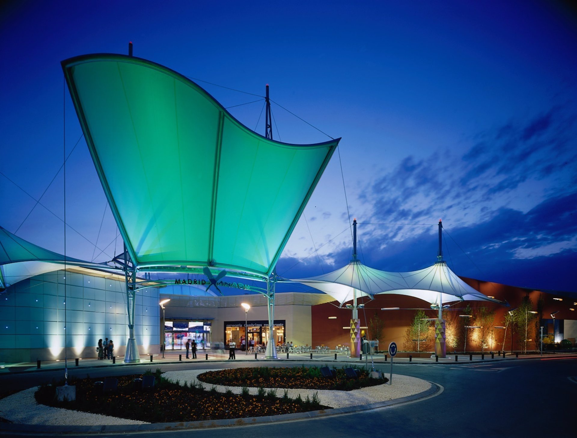 Intu inicia la venta de su participación del 50% en el centro comercial Xanadú de Madrid   