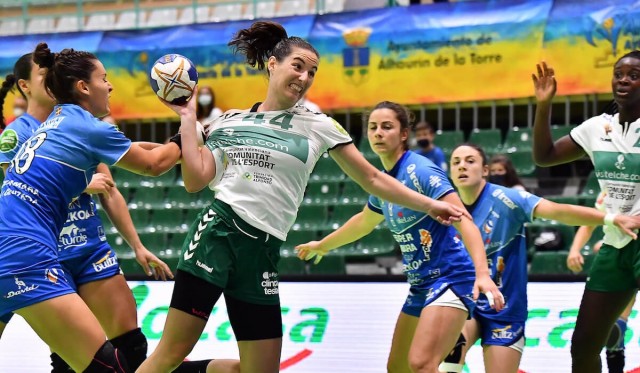 El Elche tumba a las vigentes campeonas y se mete en semifinales