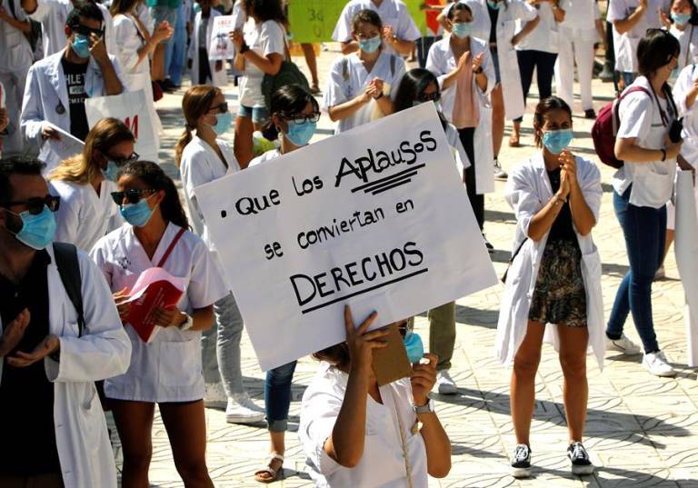 La Conselleria de Sanidad cita a negociar a los MIR tras 5 semanas de huelga