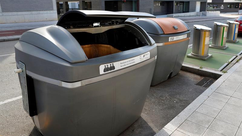 Cómo reciclar la mascarilla: la campaña 'esto SEpara aquí' busca concienciar a los murcianos