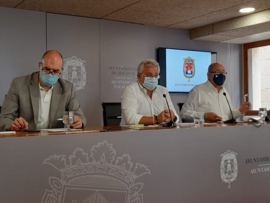 Alicante impulsa una rebaja fiscal para bonificar hasta el 50% del IAE y el 95% del impuesto de obras