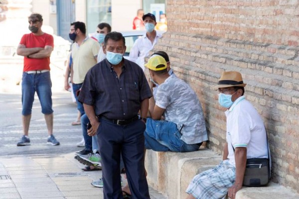 Multas 'anticovid' en Lorca: más de cien invitados en un cumpleaños y 310 vecinos sin mascarilla