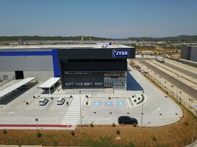 La cadena danesa JYSK estrena nuevas oficinas en Cheste
