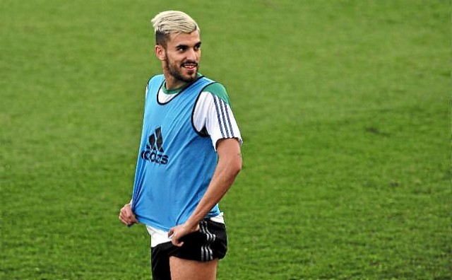 El Betis negocia para evitar que Dani Ceballos se marche por su cláusula